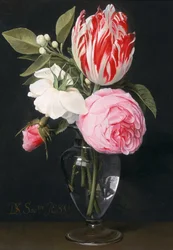 Fleurs dans un vase de verre